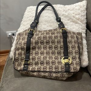 Bag women good condition size o